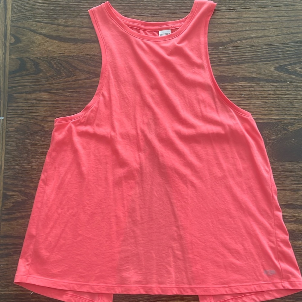 Victoria’s Secret sport size small top